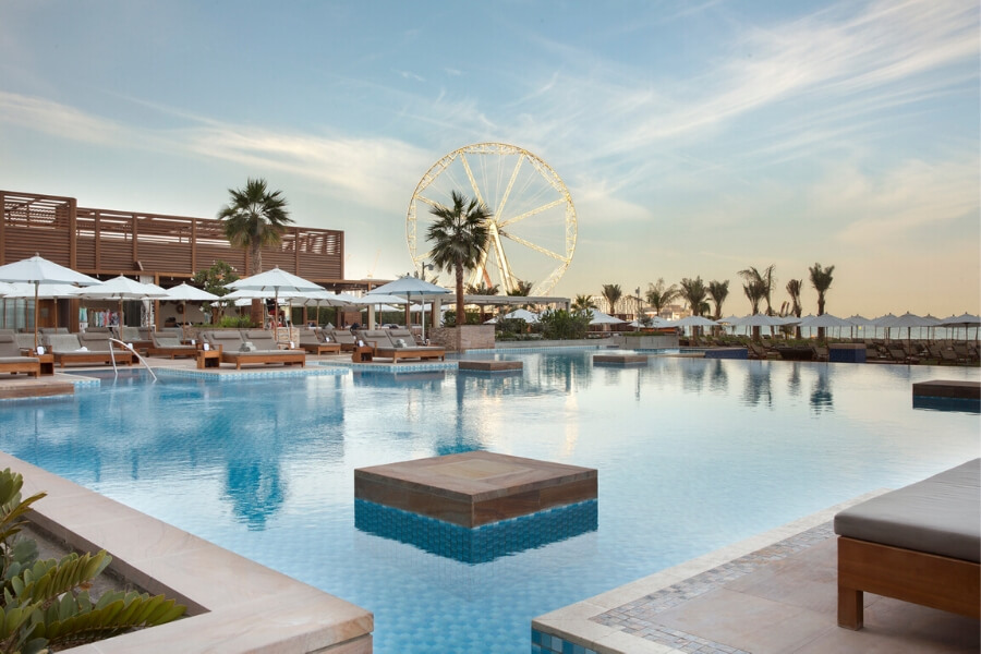 15 Unforgettable Dubai Beach Clubs to Experience in 2024